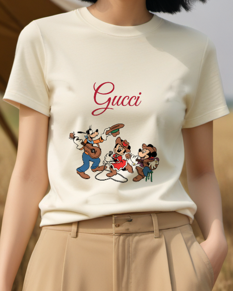 Ivory Goofy And Minnie In Cowboy Attire Graphic T-Shirt - model wearing view